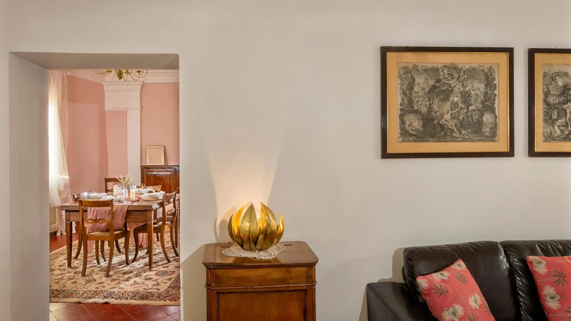 Il Vescovo, Incredible Attic In Center Of Montepulciano, Luxe Apartment 0*, Montepulciano Italy