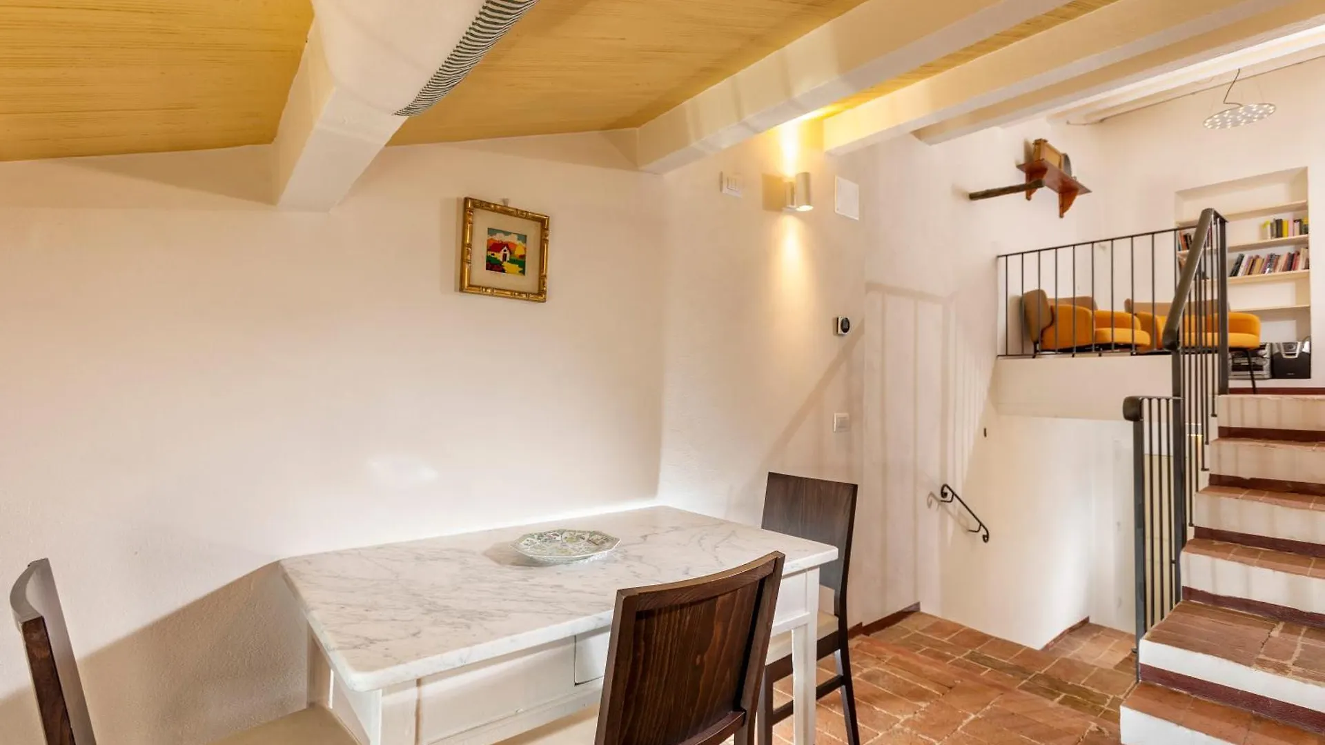 Il Vescovo, Incredible Attic In Center Of Montepulciano, Luxe Apartment 0*, Montepulciano