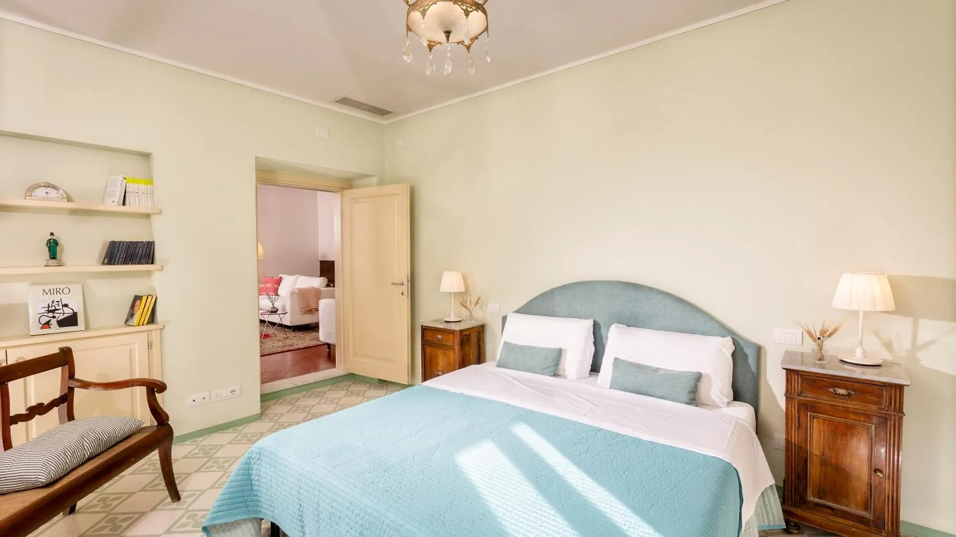 Il Vescovo, Incredible Attic In Center Of Montepulciano, Luxe Apartment 0*, Montepulciano Italy